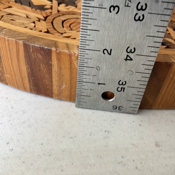 Wood Mosaic Round Wall Art of Aztec Calendar Cuauhxicalli - Picture 8 of 8